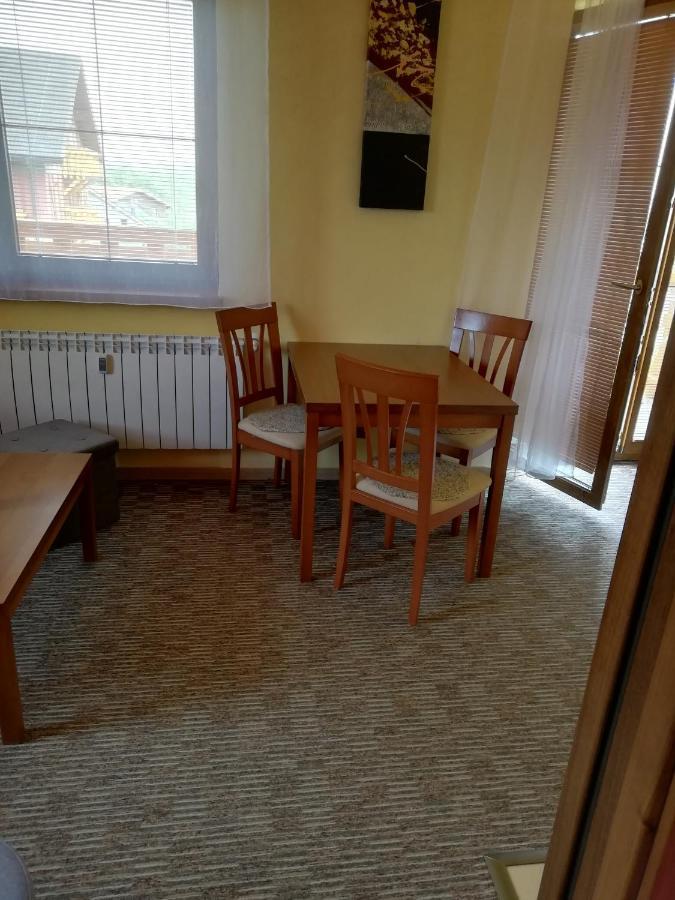 Apartman Fiona Vel'ka Lomnica Exterior foto